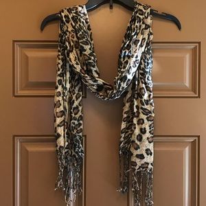 Leopard print fringe scarf
